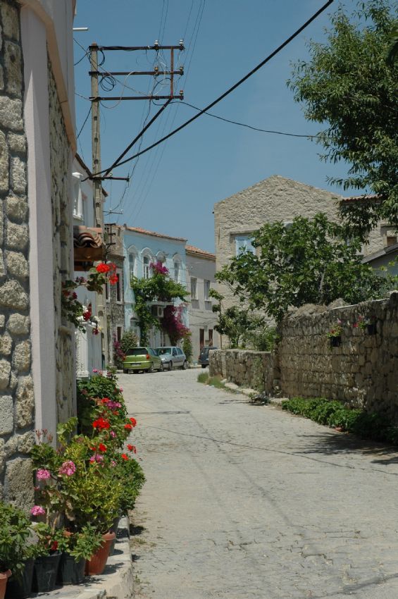 ala�at� sokaklar�