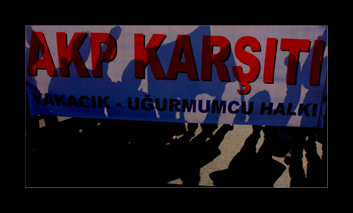 �KT�DARIN G�LGES�