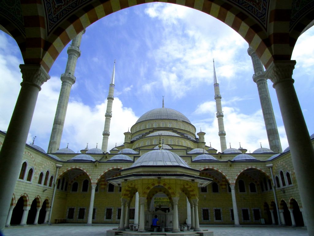 Yeil Cami 2 (arnavutky)