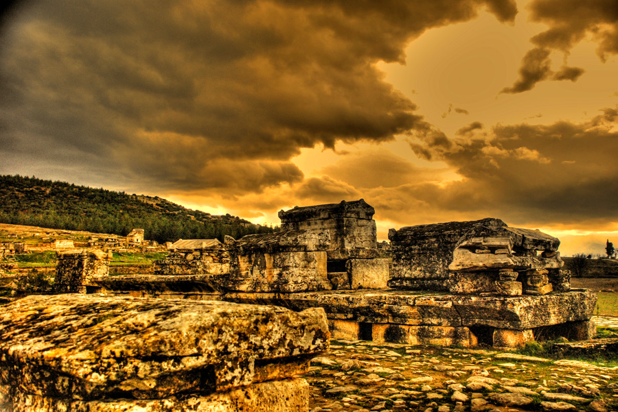 HIERAPOLIS (Pamukkale)