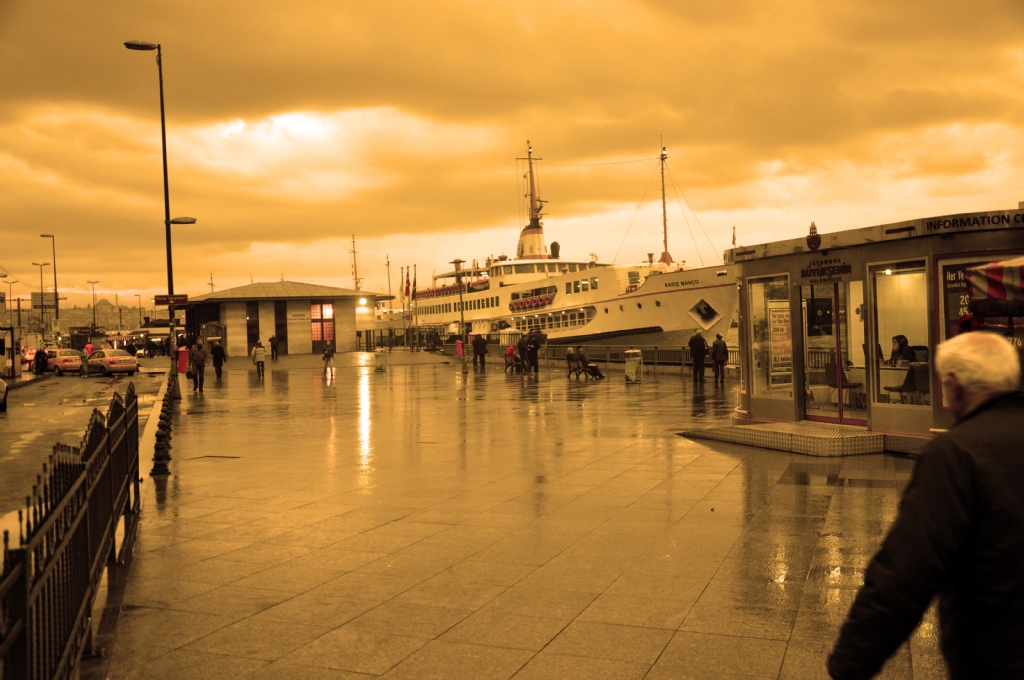 De�i�meyen meydanlar.