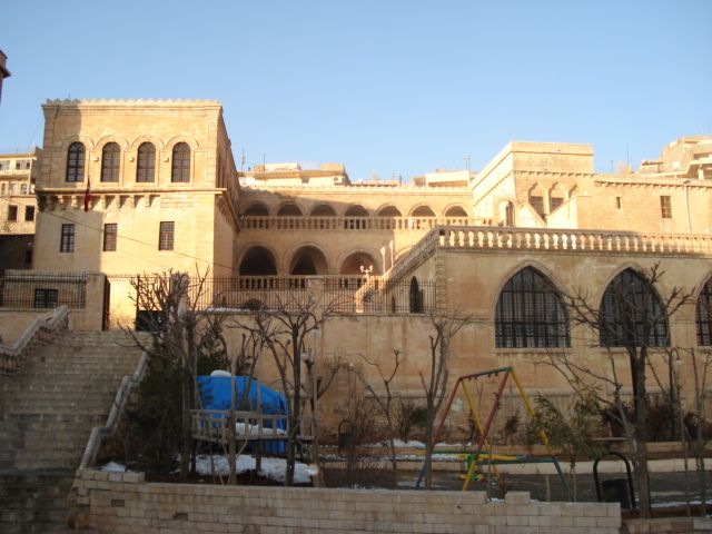 mardiN mzesi