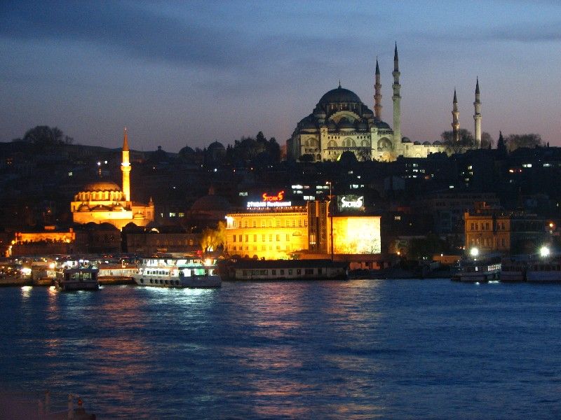 S�leymaniye ve Hali�.