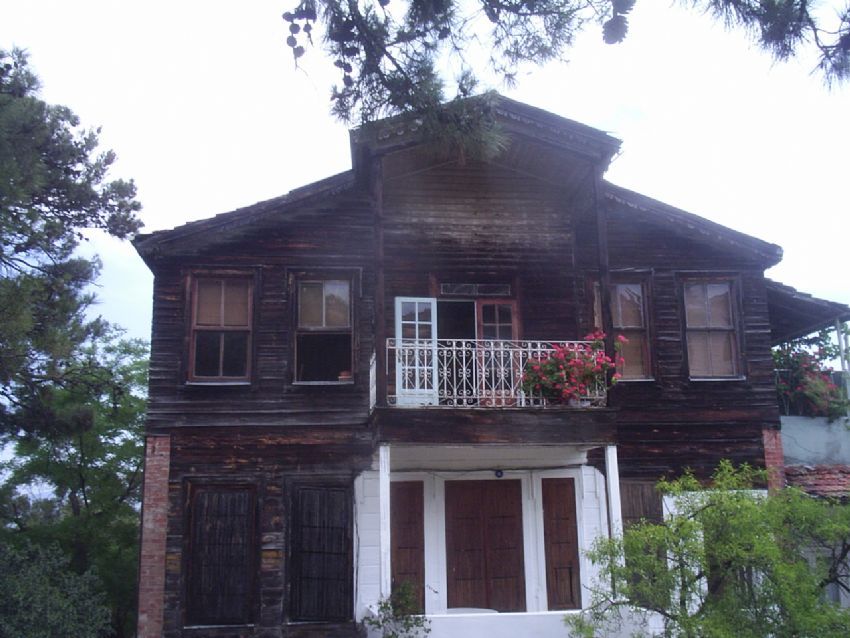 Burgaz ada da eski ev....