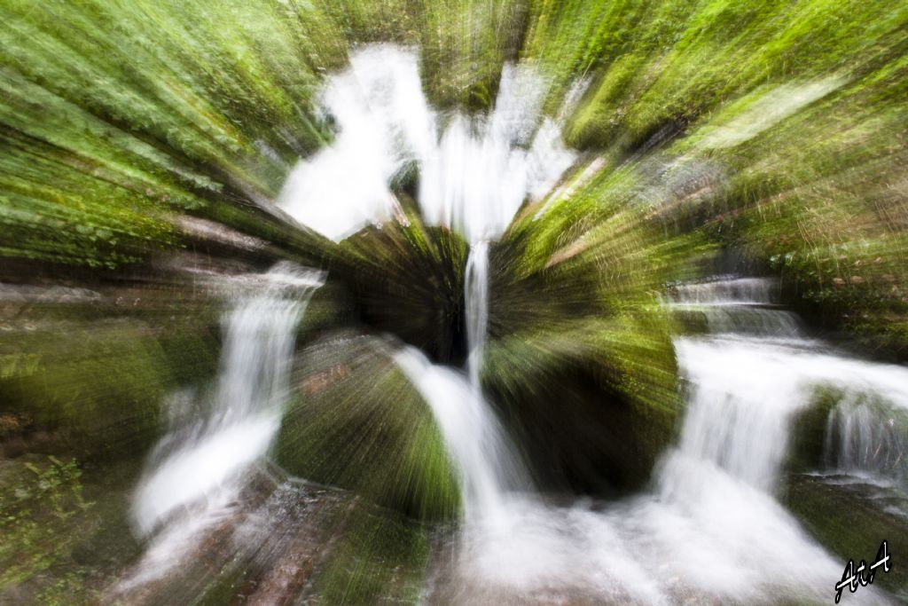 Zoom patlamas� �elale