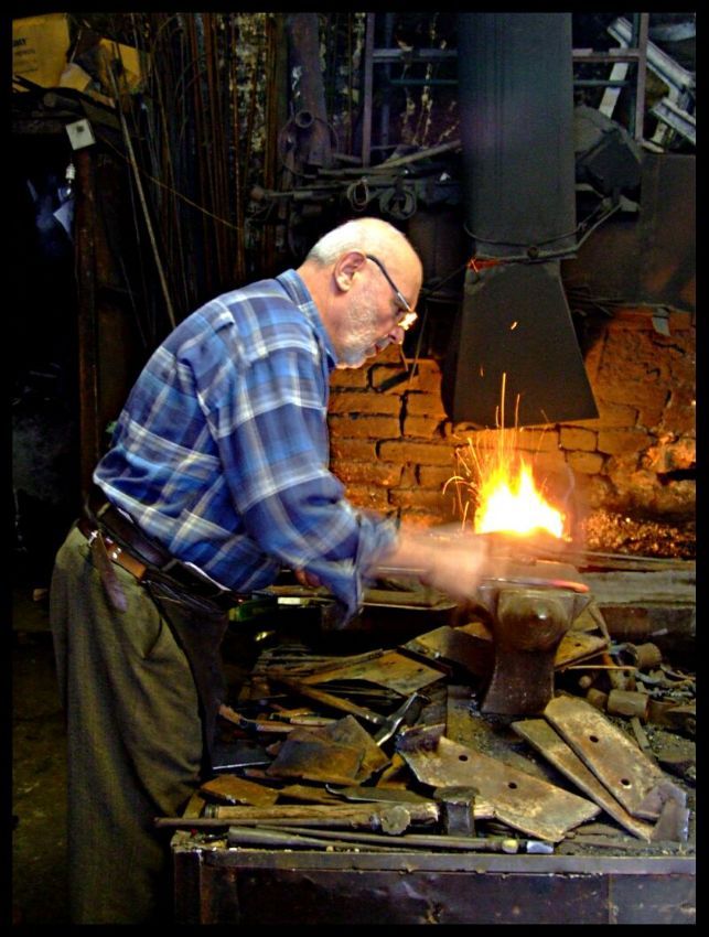 Zaman� D�ven Demirci