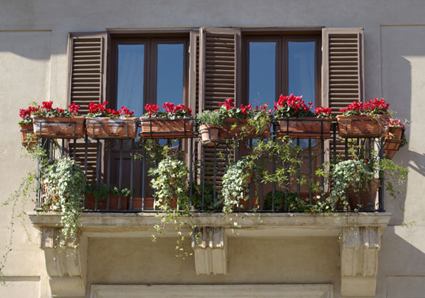 Serenatlk Bir Balkon