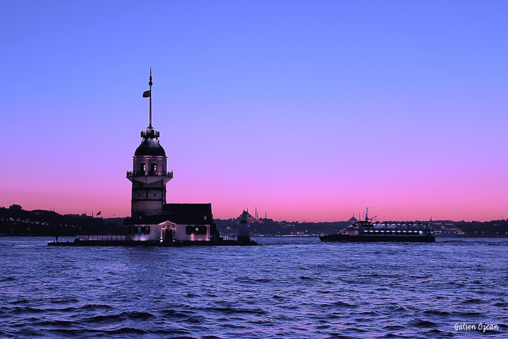 KIZKULES�/MAIDEN TOWER /2014