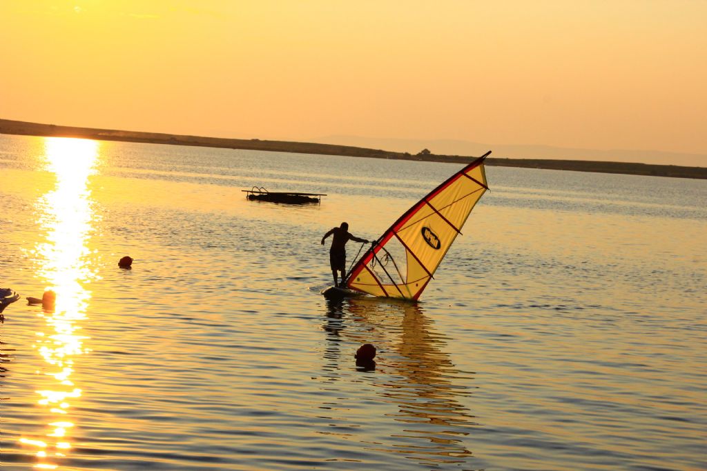 Ruzgar olmayinca. . .