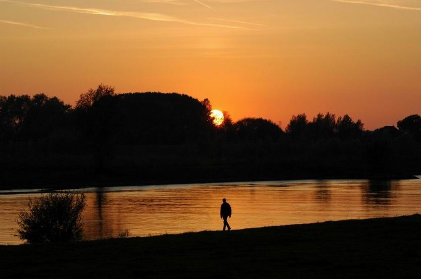 HOLLANDA DA BIR GUN BATIMI