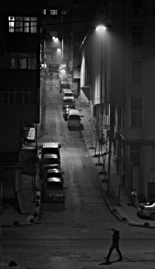 Gelirim Beni Bekle...