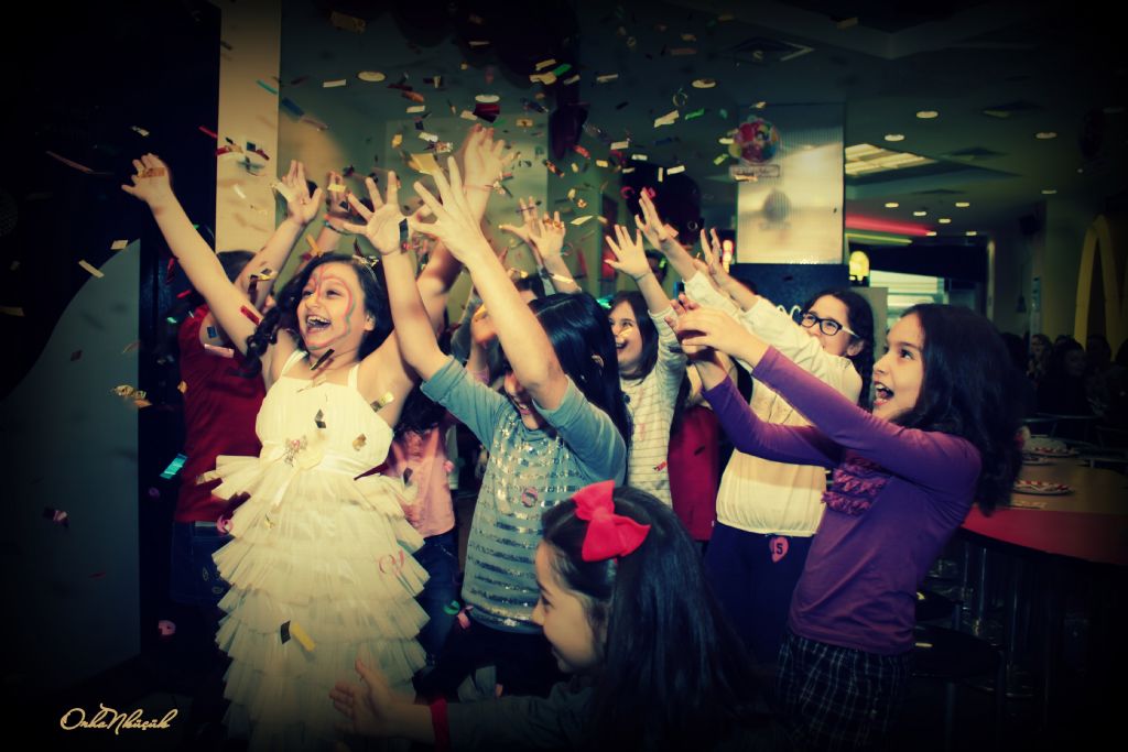 �imdi �ocuk olmak vard� :)