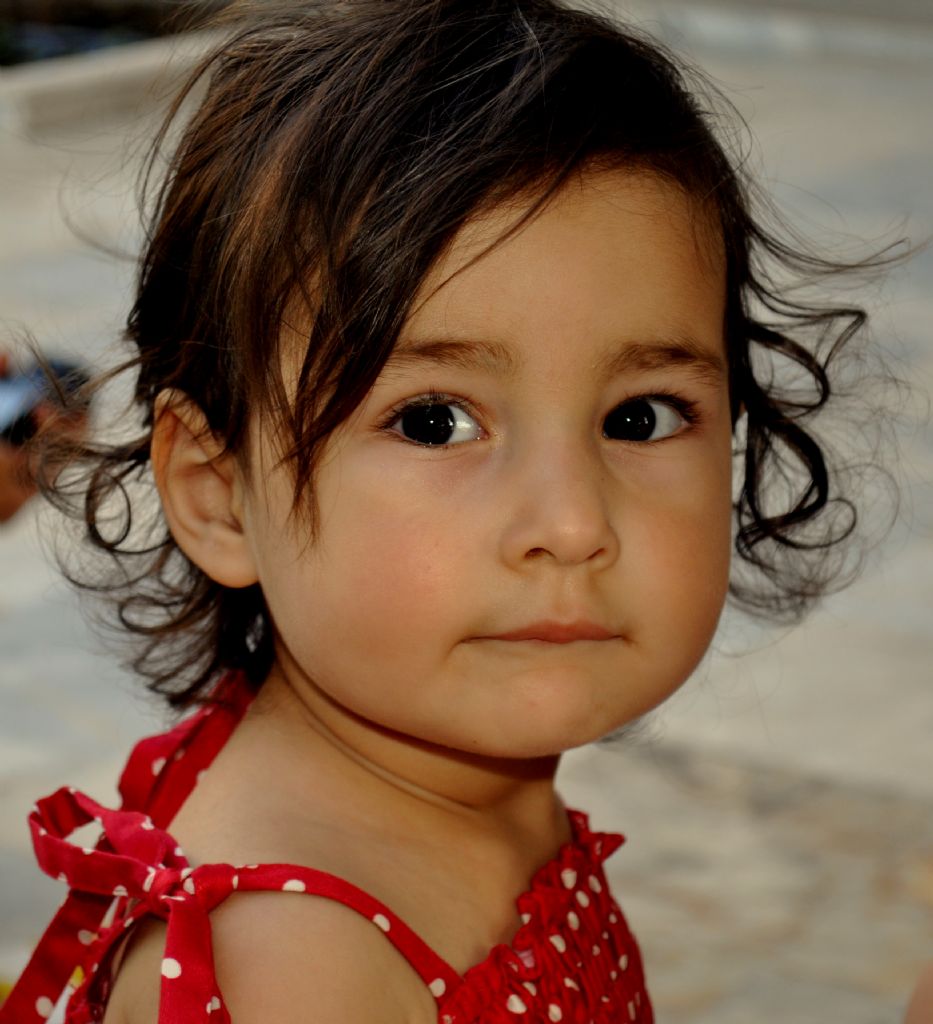 endi�eli bak��lar...