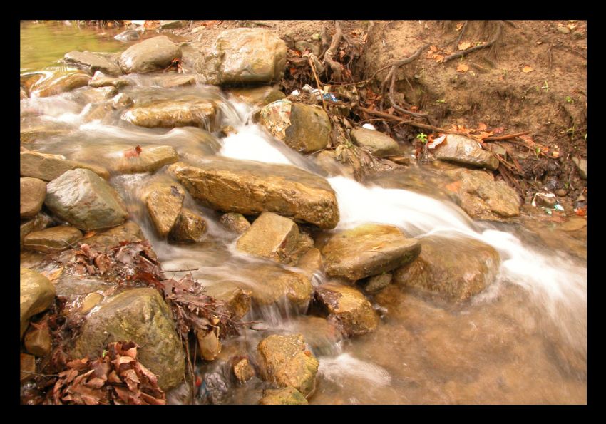 su gelir g�ld�r g�ld�r...