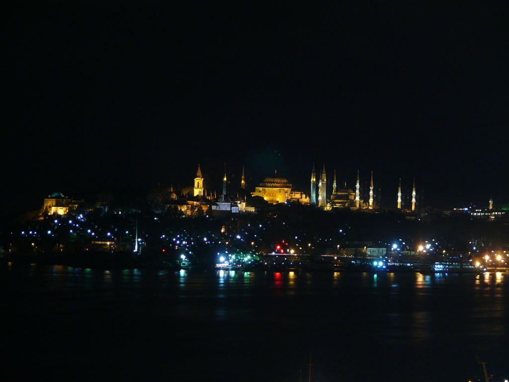 Gece Sultanahmet bir baka