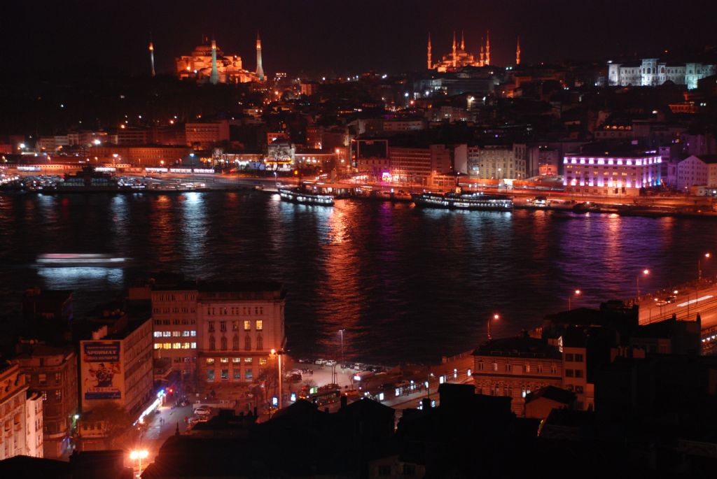 Galata'dan gece..