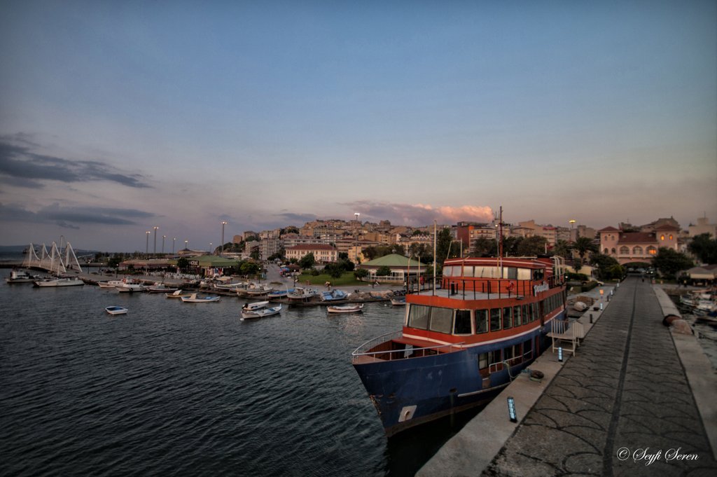 B a n d � r m a . . . 