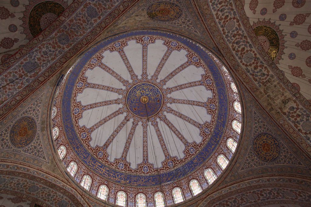 SULTANAHMET'�N B�Y�S�