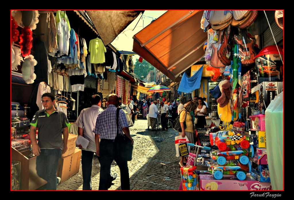 MISIR ARISI SOKAKLARI..