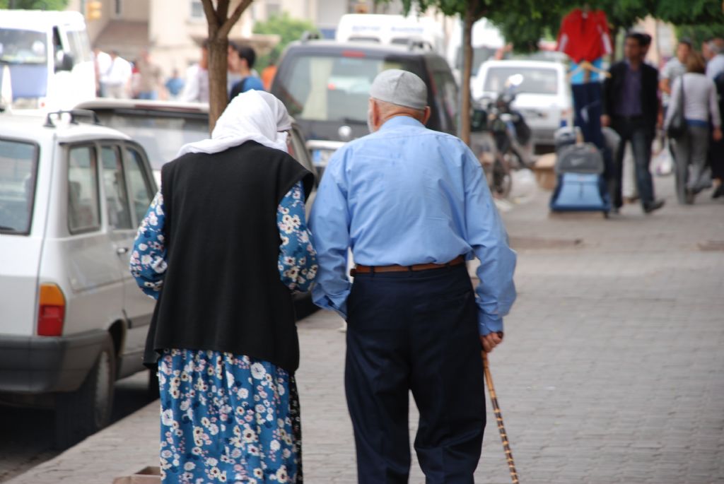 hayat akp giderken