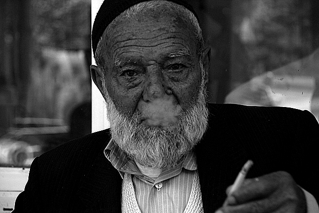 Dumanl ve Yorgun Baklar