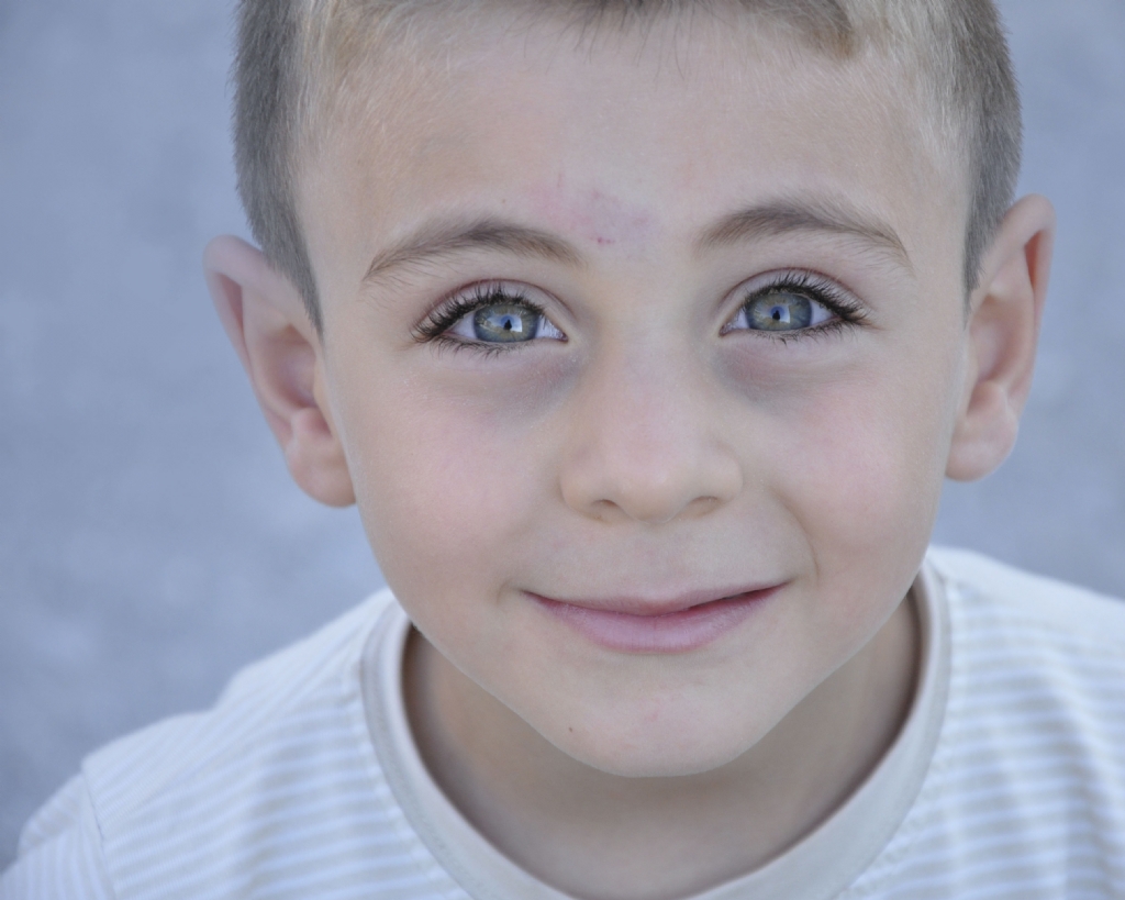 Her �ocuk �zeldir :) / Every child is special