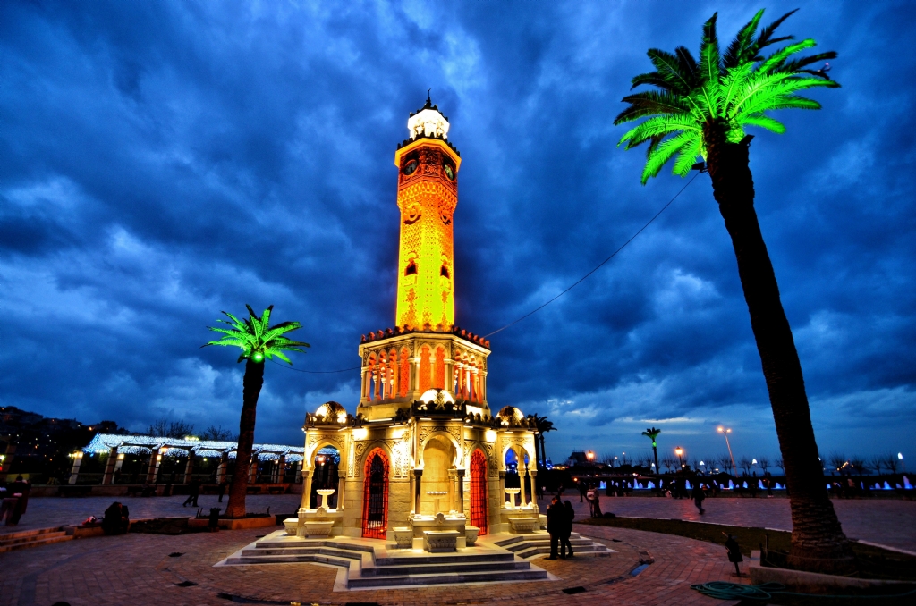 Saatli Kule(�zmir Konak) 3