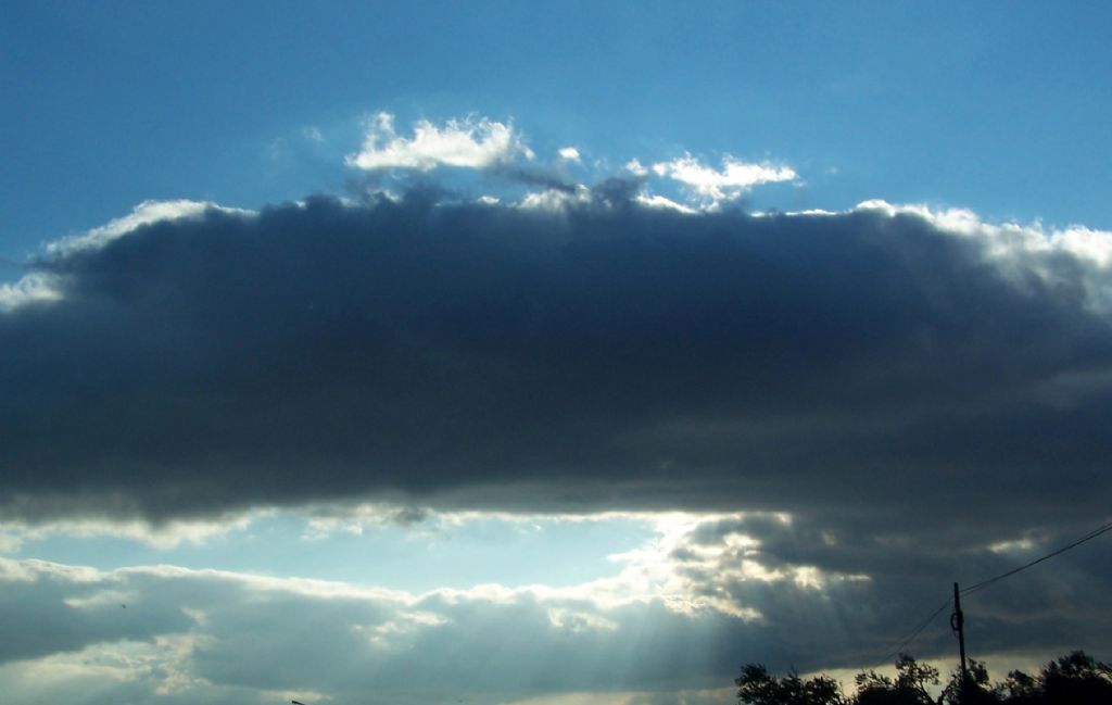 ayvalk'a bulut gelmis