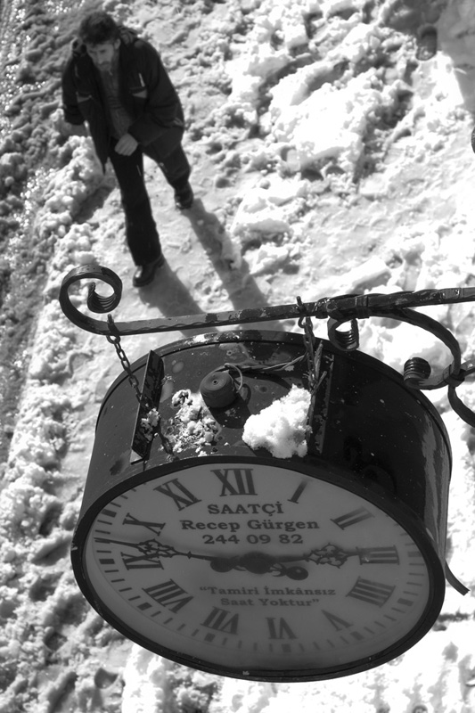 kar,saat ve adam