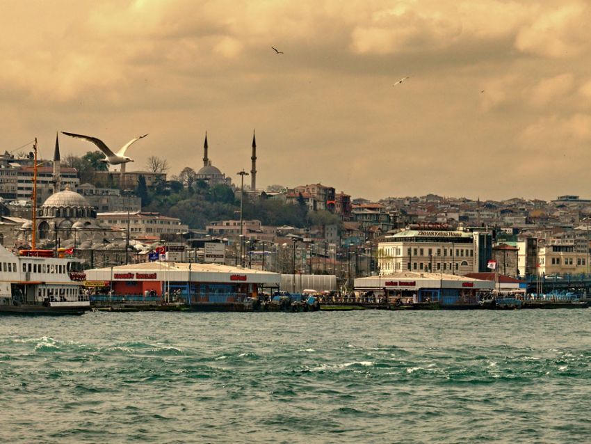 STANBUL KARELERNDEN..
