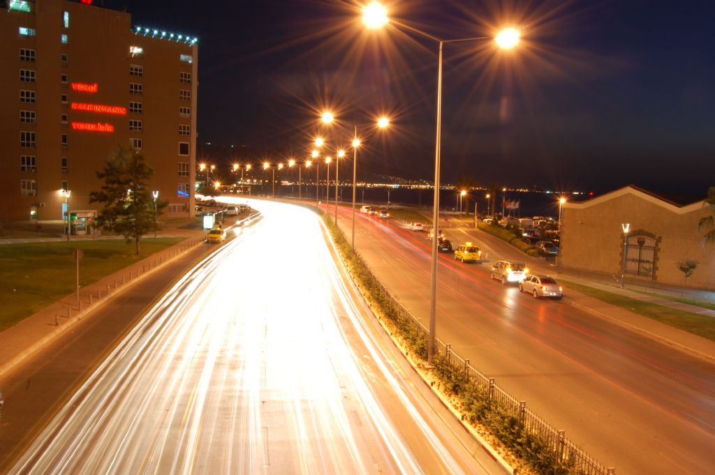 izmirde gece