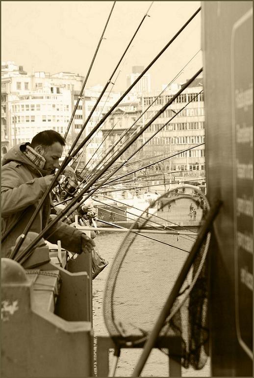 Galata'da balk tutmak