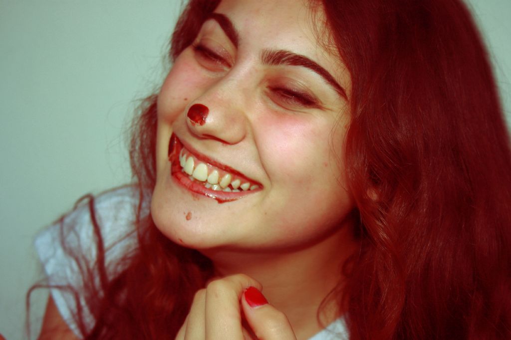 iinden geldii kadar ocuk ol :)