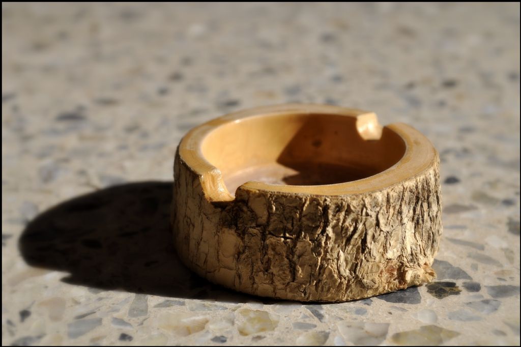 a�a� dokulu k�ltablas�