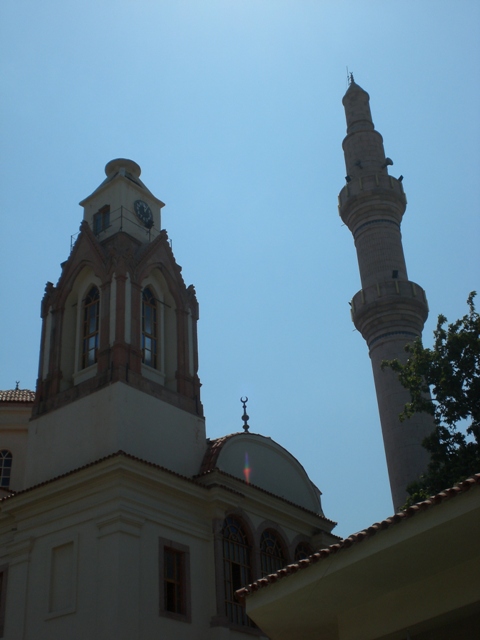 Saatli Klise Cami...