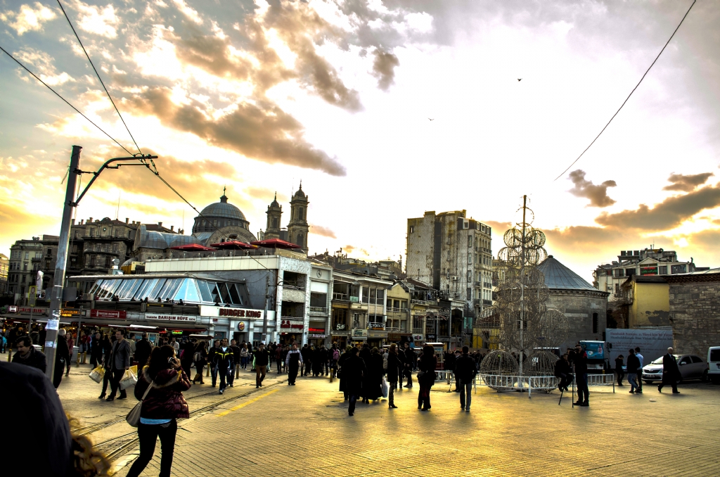 Hdr Taksim Meydan