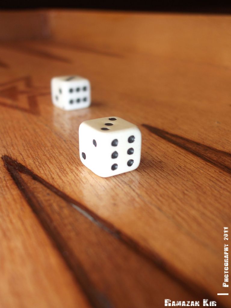 Backgammon dice