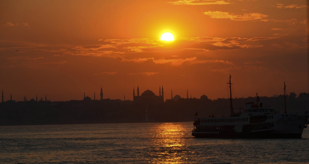 Kad�k�ye giderken vapurdan g�n bat�m�