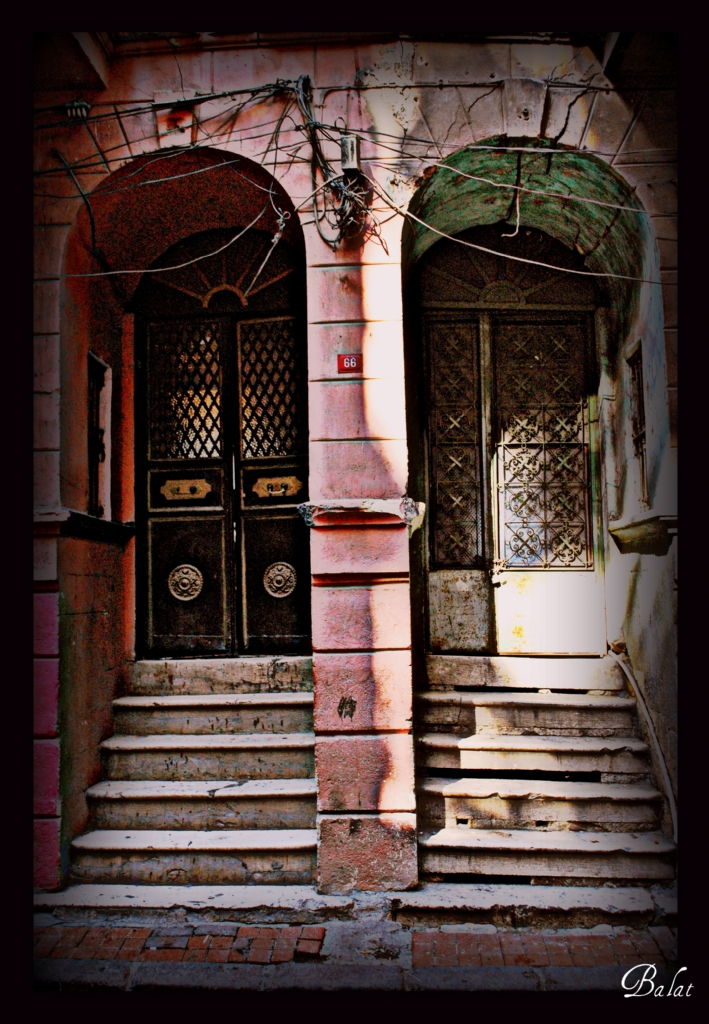 kap�y� �al�n size a��lacakt�r.