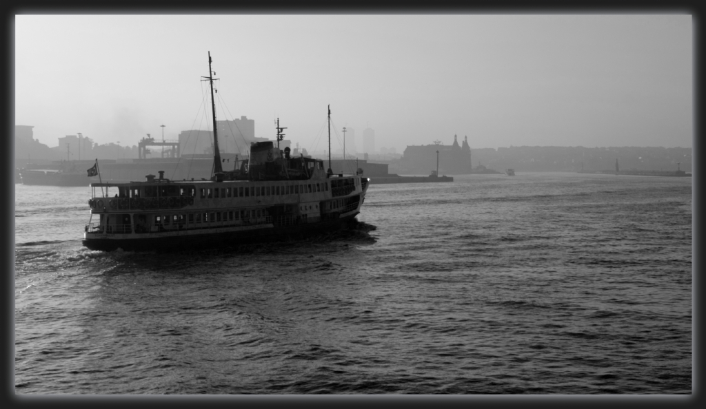 istanbul siyah beyaz