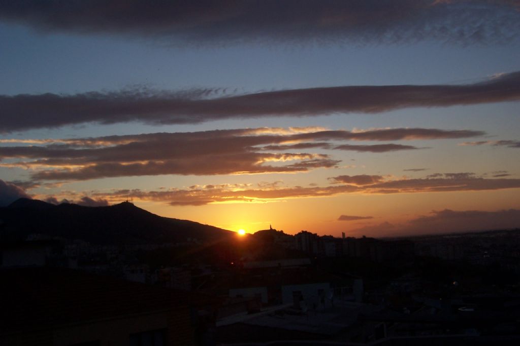 izmir....k�rfezin-san�r�m g�zelyal� taraf�ndan-g�n