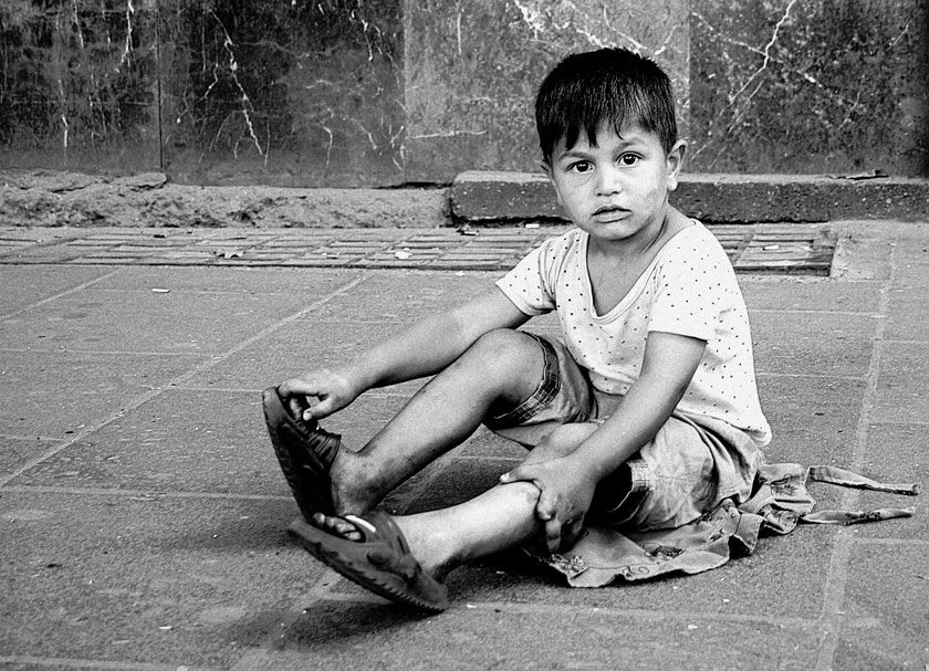 Yardm bekleyen gzler