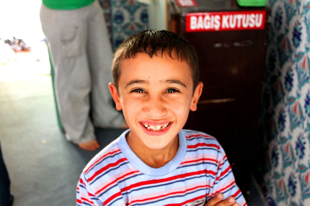 g�zleri g�len �ocuk