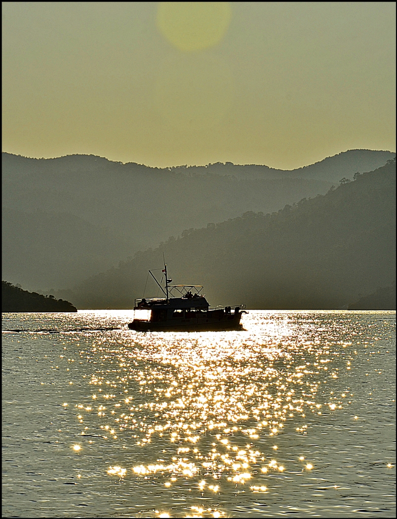 EGE ' DE AKAM VAKT...