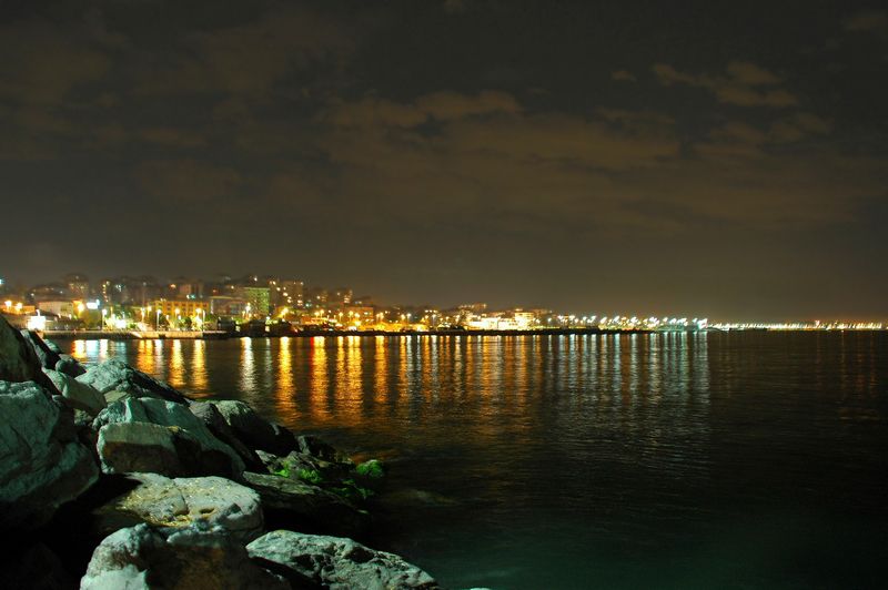 Sen Ge�erken Sahilden Sessizce