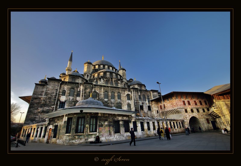 Yeni camii klliyesi... 