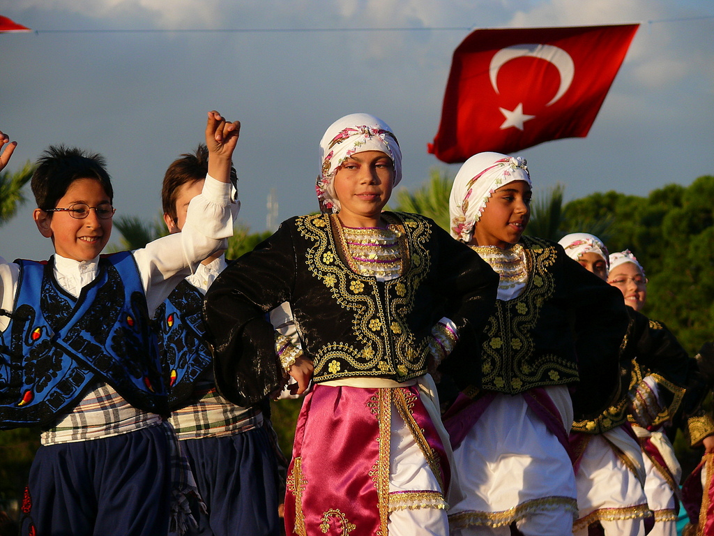 Ulusal Egemenlik ve ocuk Bayrammz Kutlu Olsun!