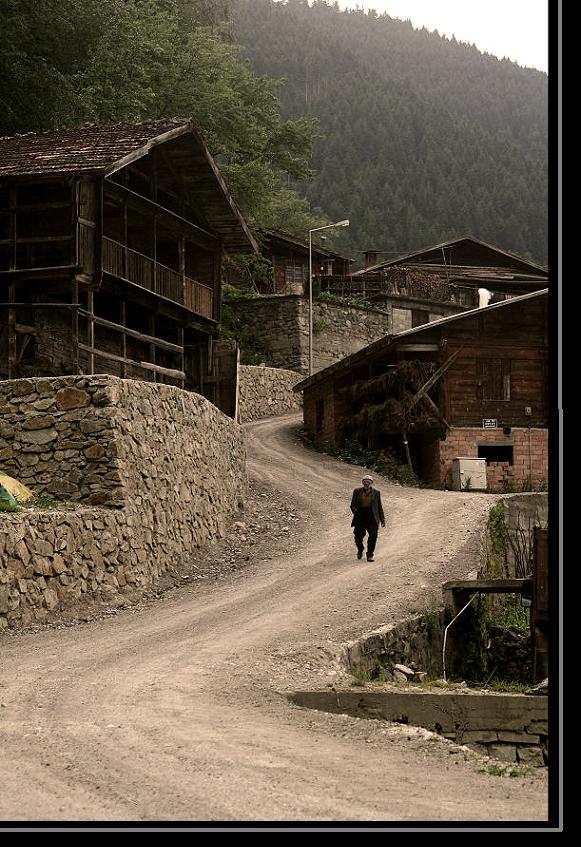 uzun glde uzun bir yollll