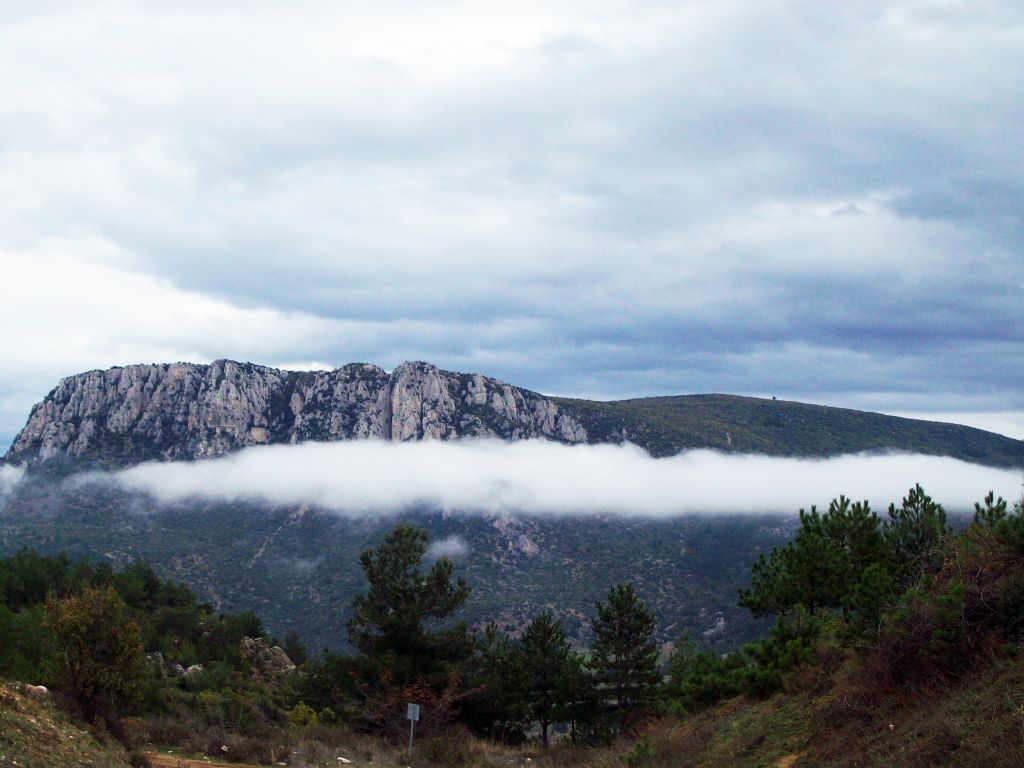Bulut indi yer yzne sevdal oldu 