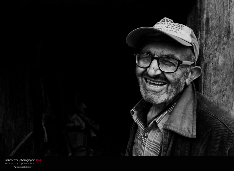 ... ::: G�l�msemek ::: ... 